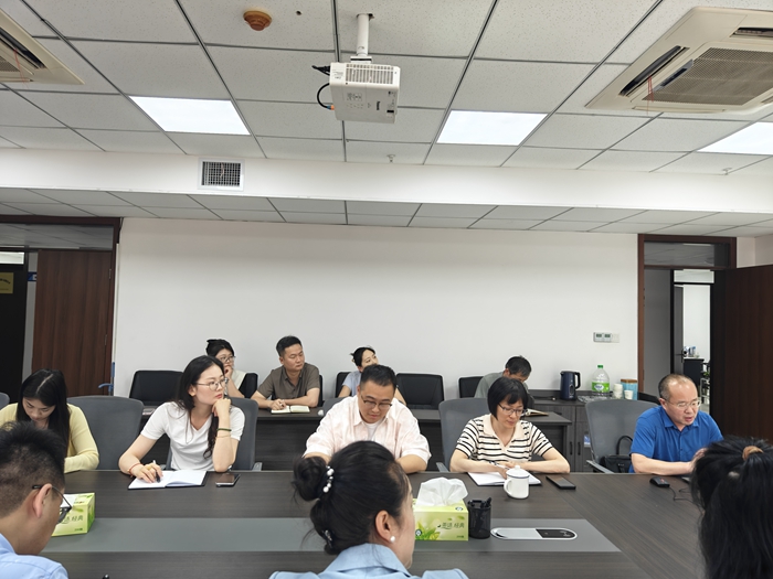 淮糧集團(tuán)組織開展2025年“民法典宣傳月”活動(dòng)